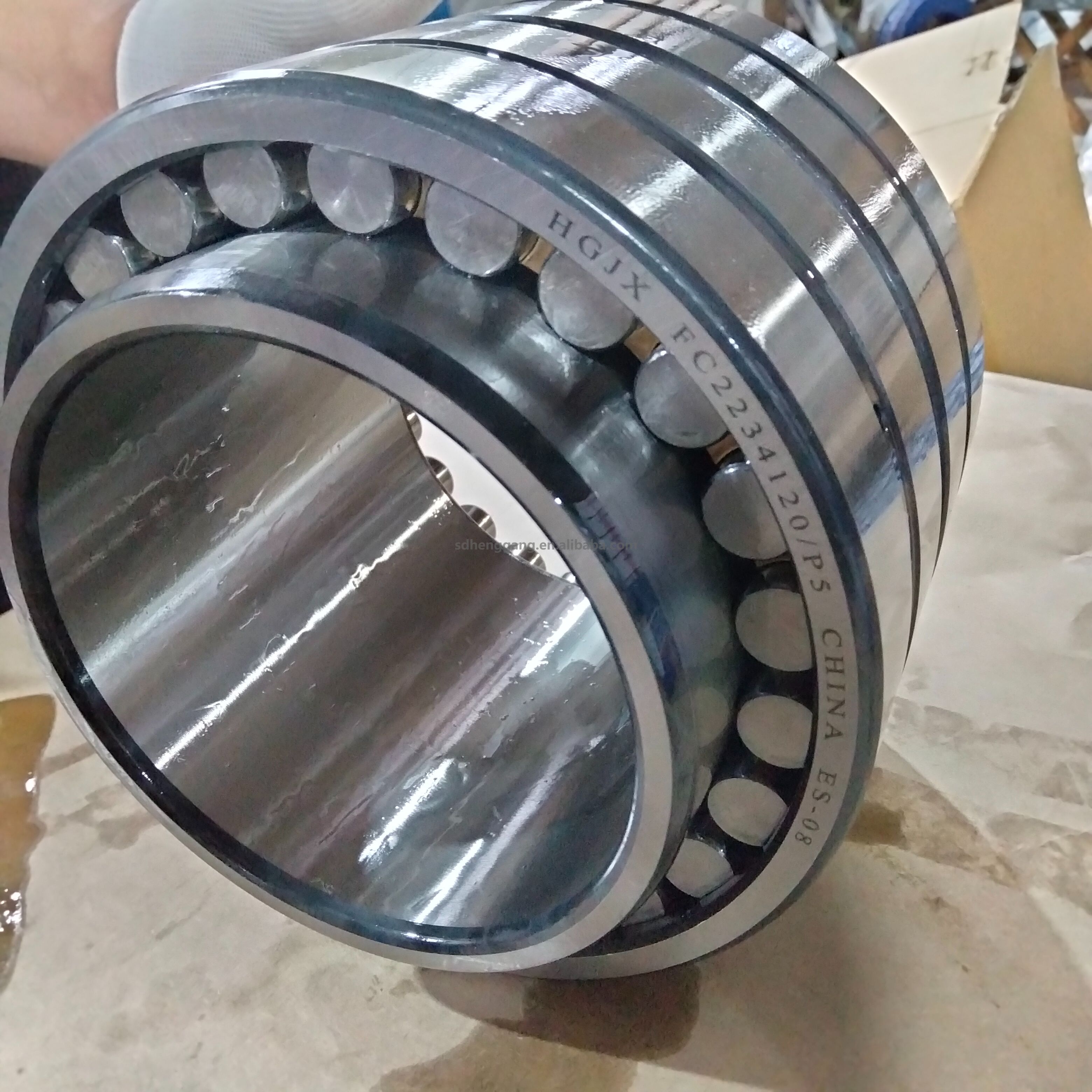 High Quality Bearing Manufacturer FC2234120 Four Row Cylindrical Roller Bearing Rolling Mill Bearings FC223412